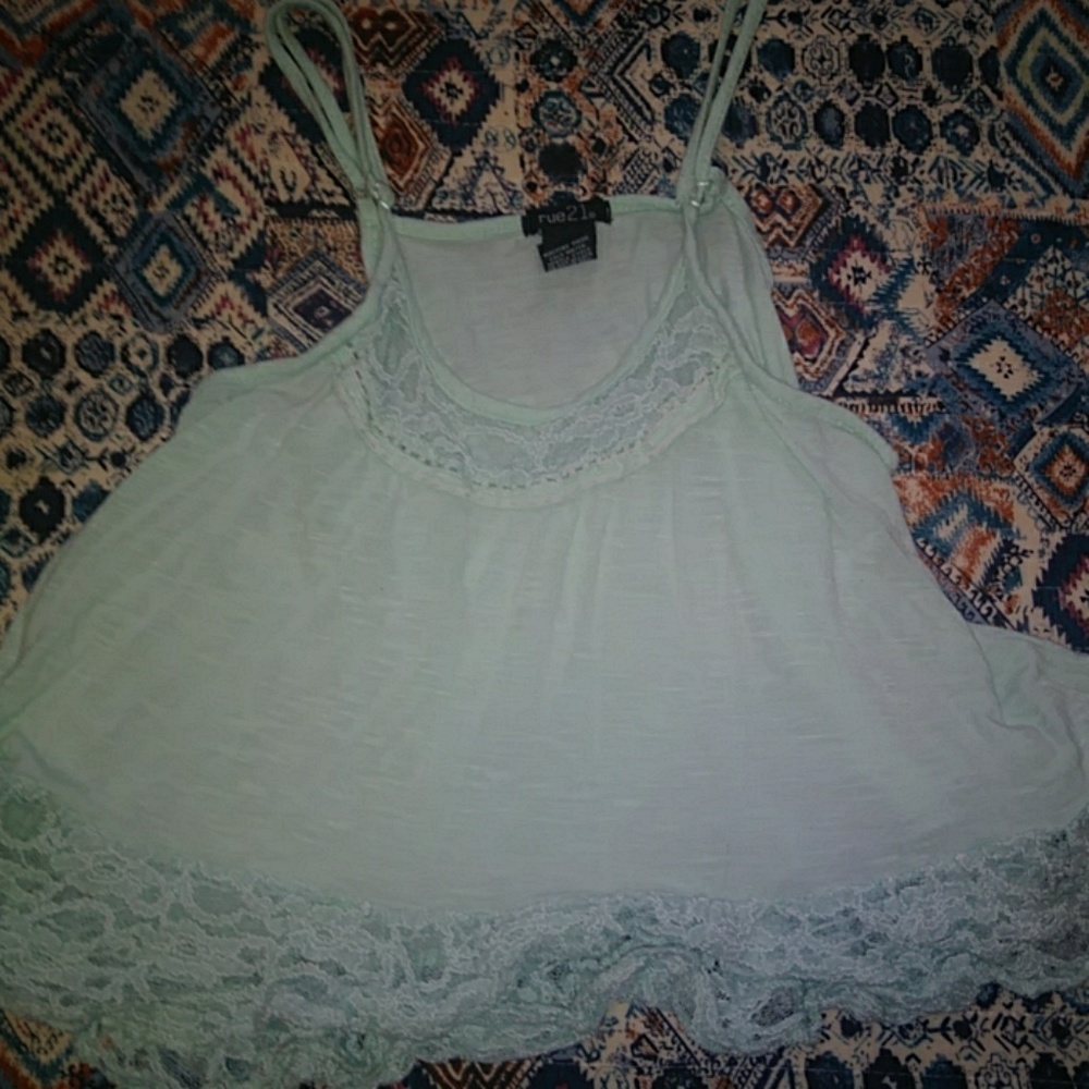 Crop top